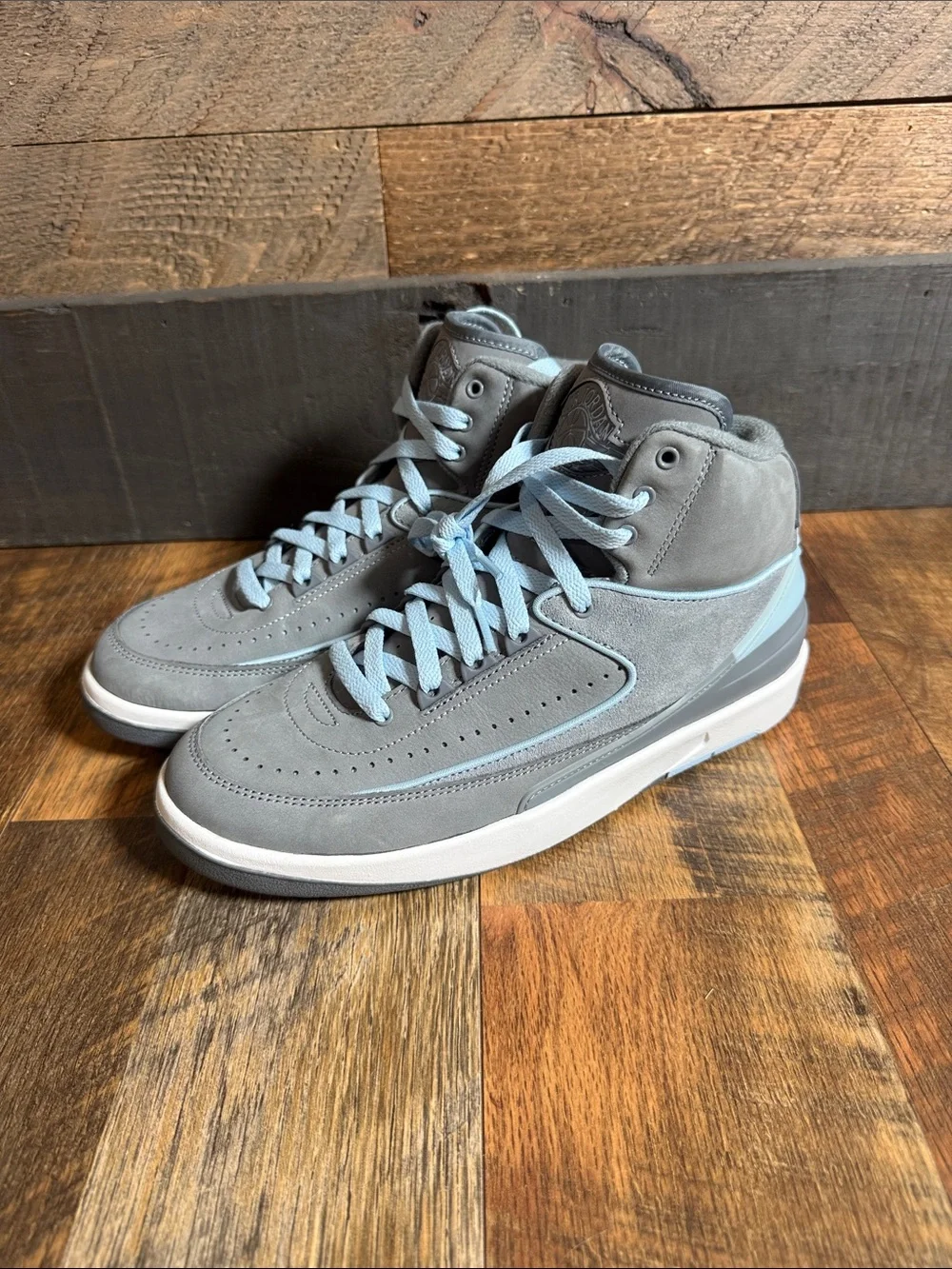 Air Jordan 2 Retro Stealth Ice Blue FB8871-041 Women’s Size 8.5 EU 40